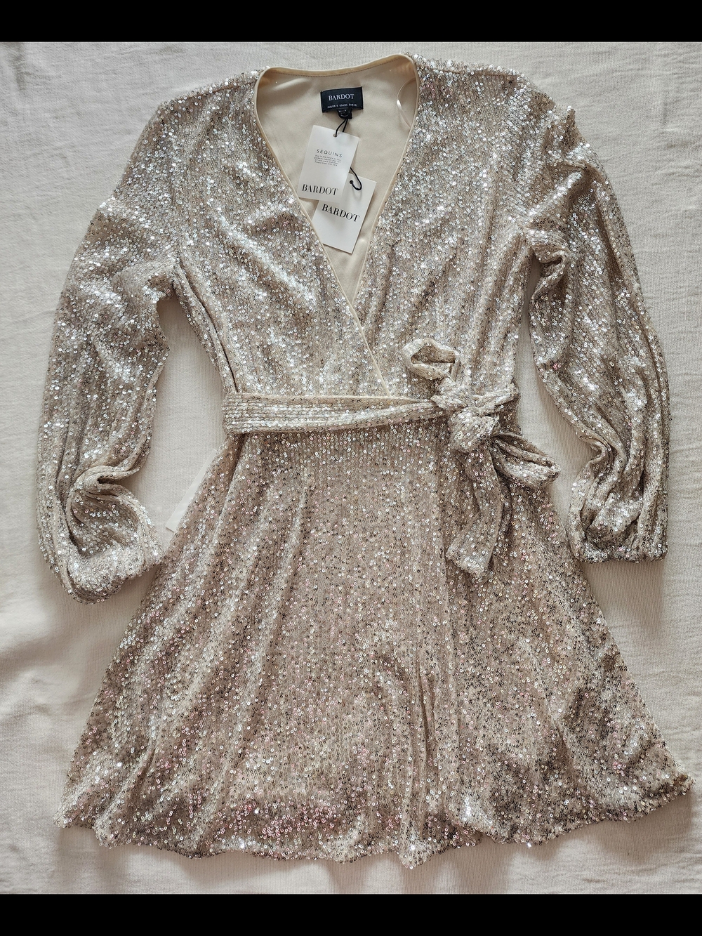 NWT Bardot Rose Sequin Faux Wrap Mini Dress Size XS MSRP $214 Party Style 56345D